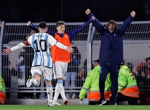 jb08k27nv_300x220__1