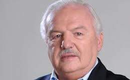 De una con Niembro ahora en Colonia