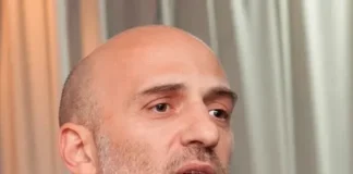 El vicerrector Emiliano Yacobitti lidera la discusión entre la comunidad educativa con el Presidente Milei